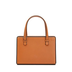 LOEWE 로에베 포스탈백 스몰 17cm