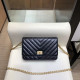 CHANEL 샤넬 WOC 빈티지 체인 미니백 AS61668
