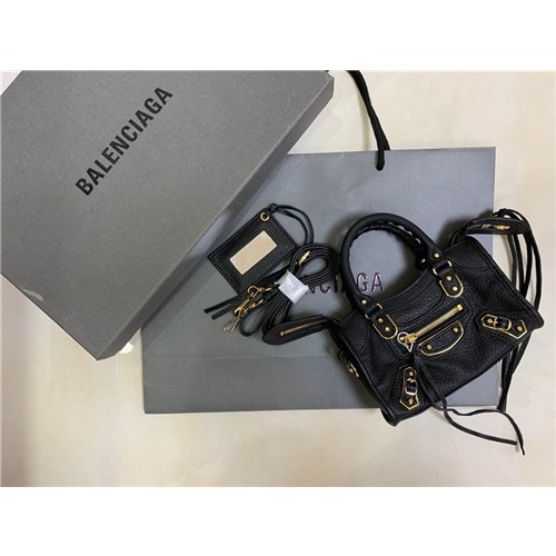 BALENCIAGA 발렌시아가 모터백 나노 18CM 신상 B36440