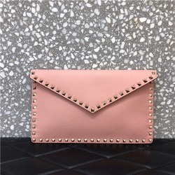 VALENTNIO 발렌티노 락스터드 엔벨롭 클러치 30CM V632010-4