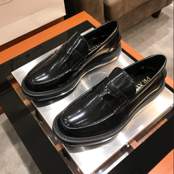 PRADA 프라다 로퍼 봄신상