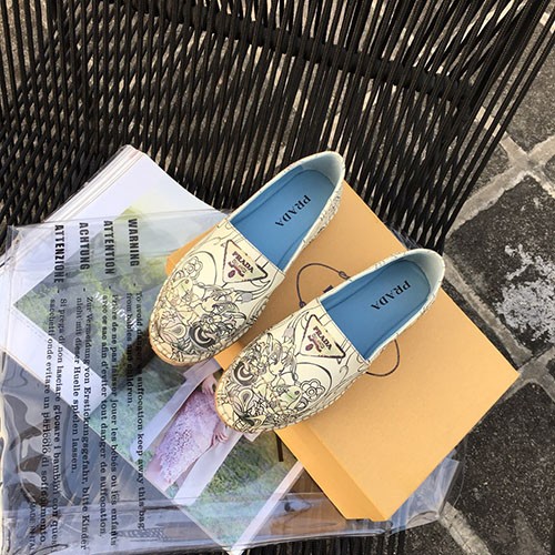 PRADA 프라다 신상 단화