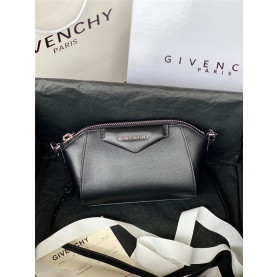 GIVENCHY 지방시 미니 안티고나백 G100555