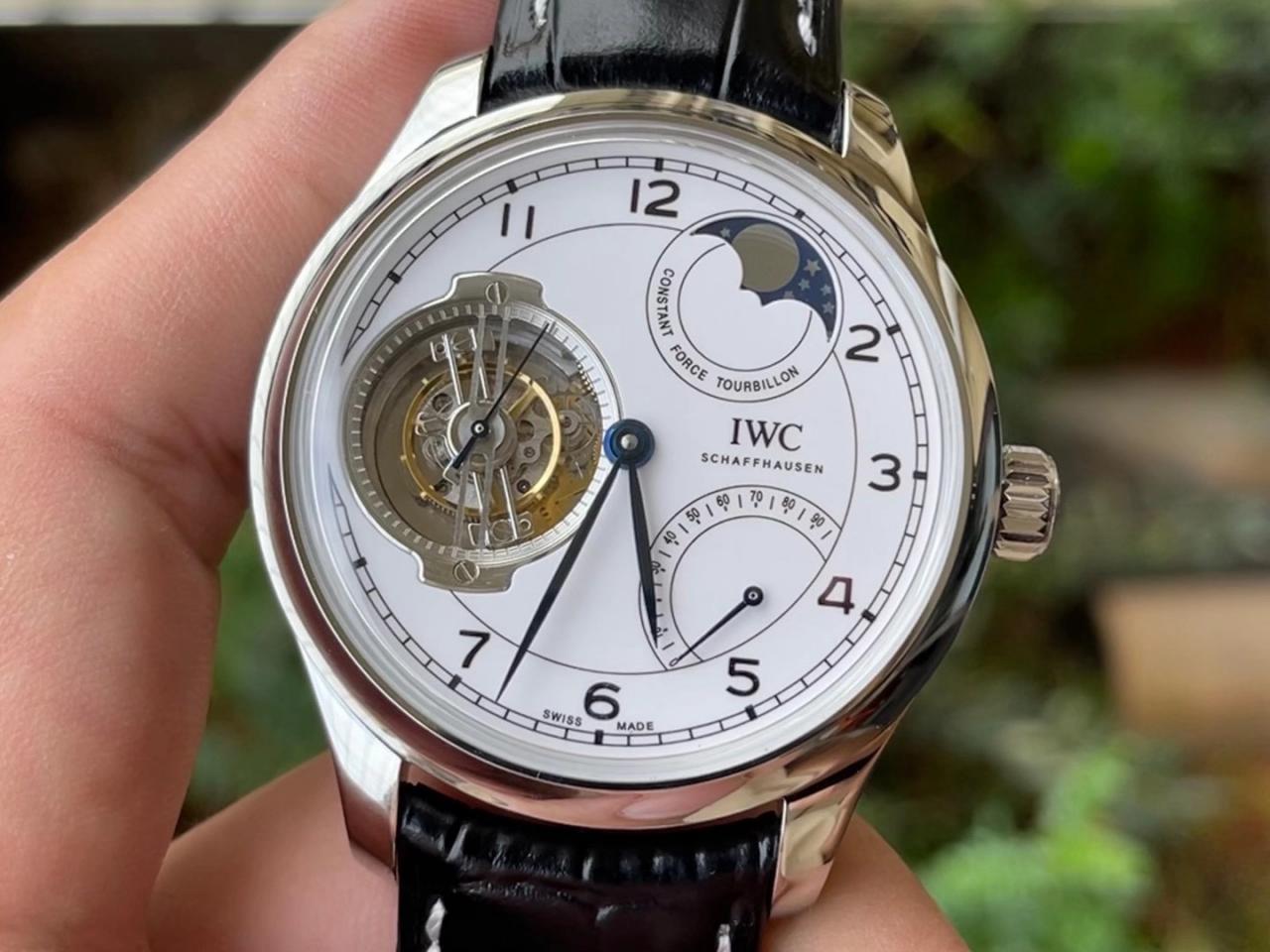 IWC 아이더블유씨 포르투기저 뚜르비옹 150주년 한정판 화이트다이얼