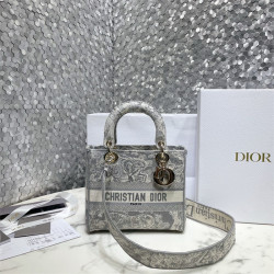 DIOR 디올 레이디 M0565