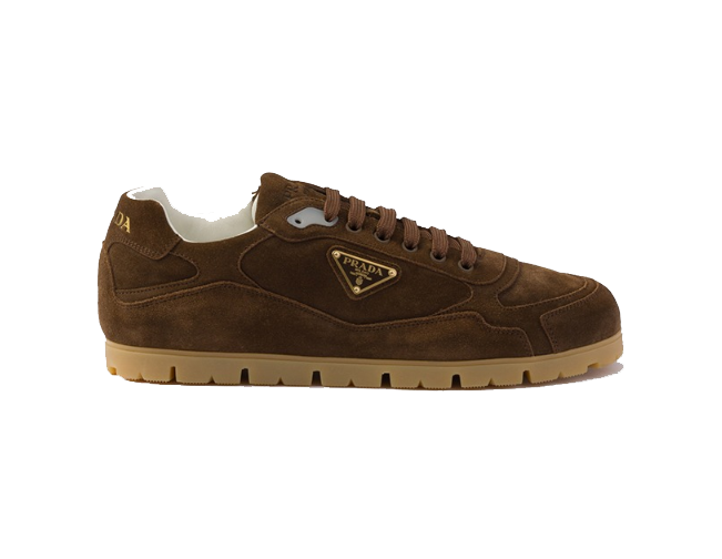 6위 PRADA 프라다 남성용 페이드 스웨이드 스니커즈 2EG459