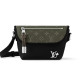 LOUIS VUITTON 루이비통 펄스 웨어러블 월릿 M12618