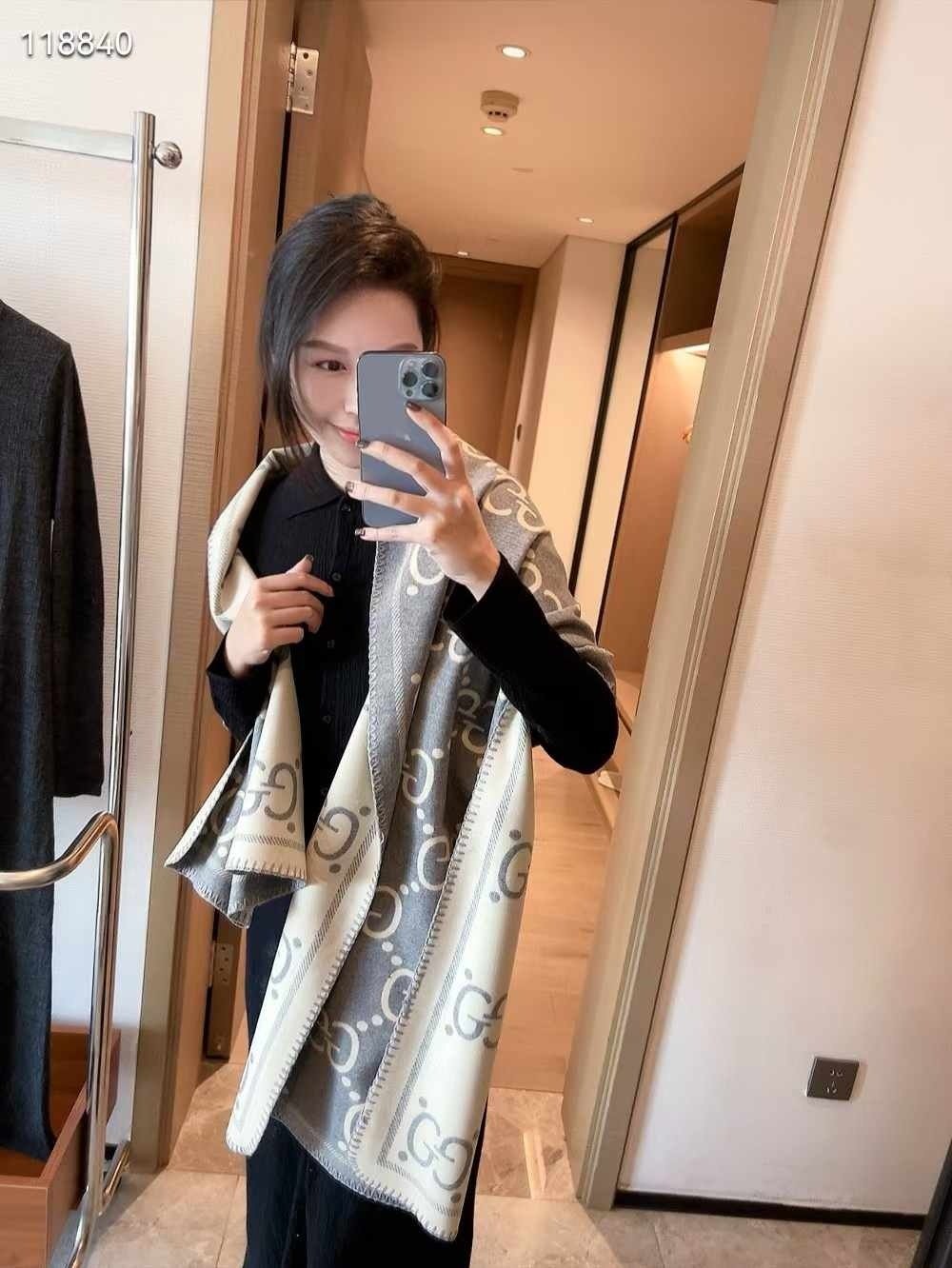 GUCCI 구찌 GG로고 머플러 3COLOR