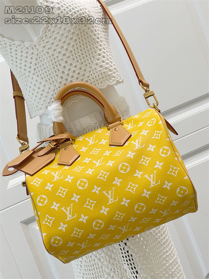 LOUIS VUITTON 루이비통 스피디 P9 반둘리에 30 모노그램 M21109