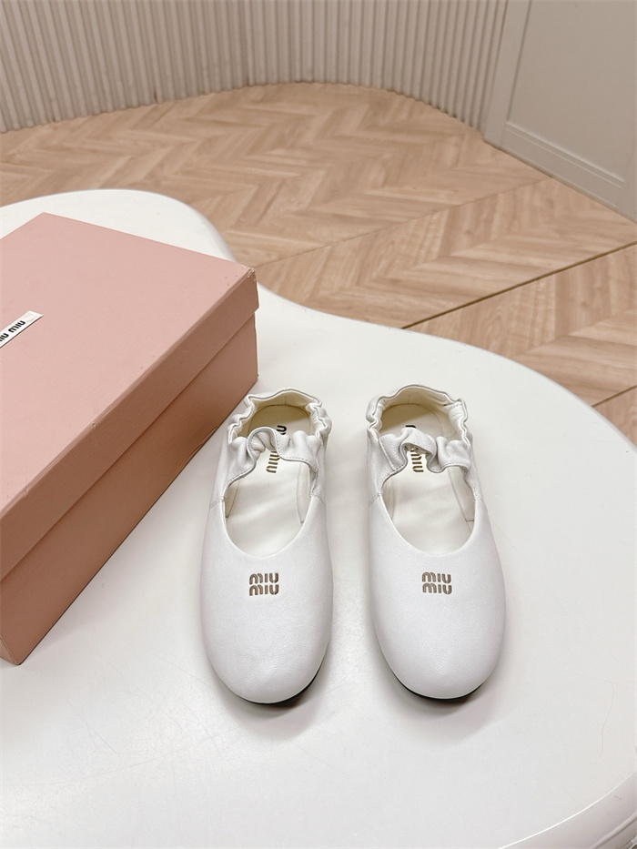 MIUMIU 미우미우 여성용 단화 M82252-2