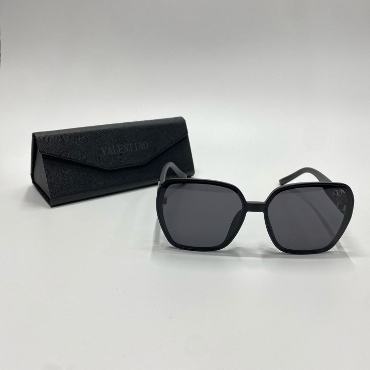 VALENTINO 발렌티노 선글라스 V01