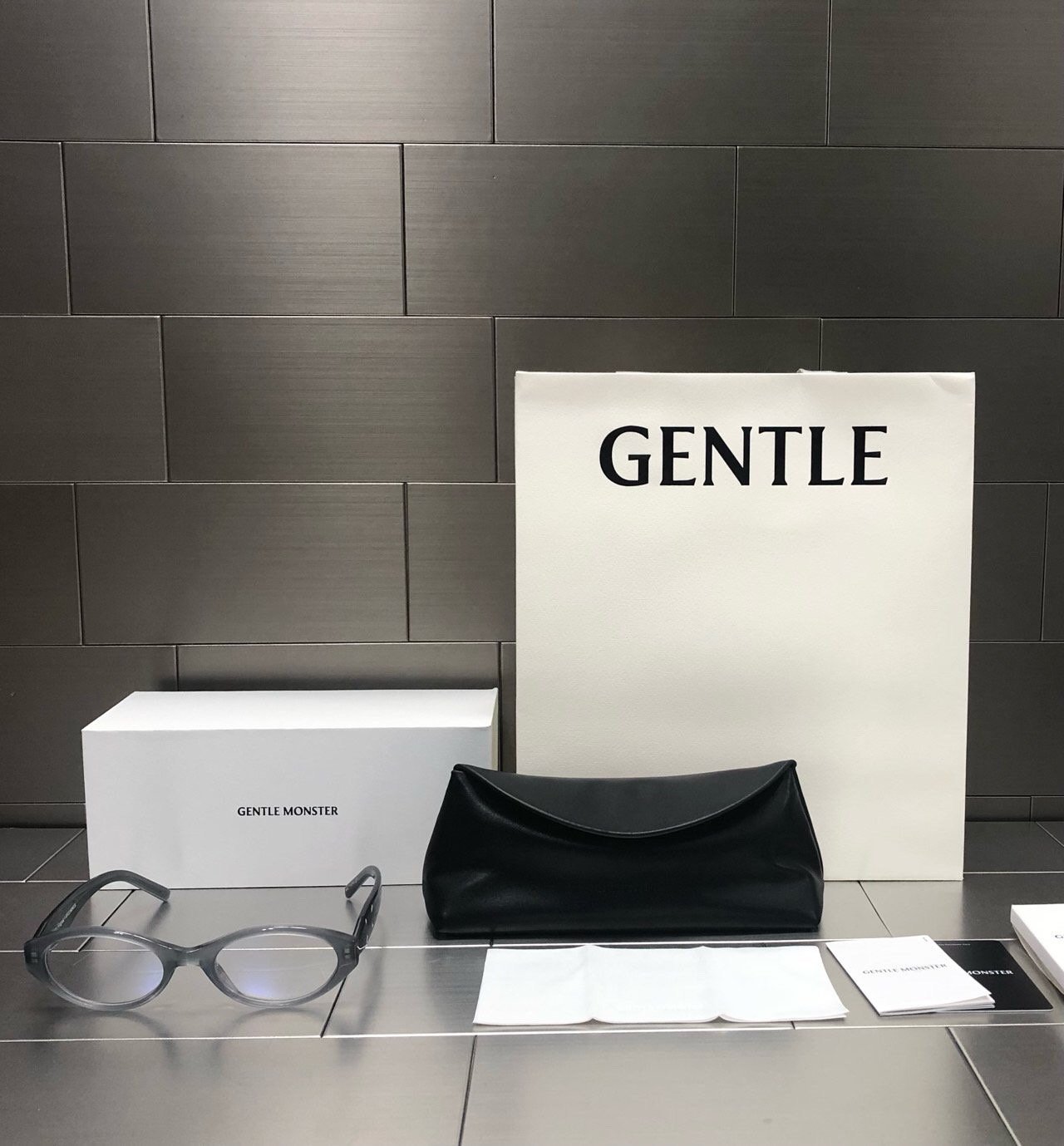 GENTLE MONSTER 젠틀몬스터 글라스 MM209 2COLOR