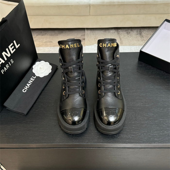 CHANEL 샤넬 여성용 부츠 (굽높이5CM) C68202 2COLOR