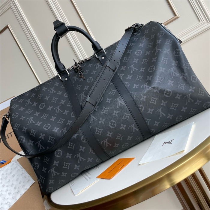 LOUIS VUITTON 루이비통 키폴 반둘리에 3SIZE