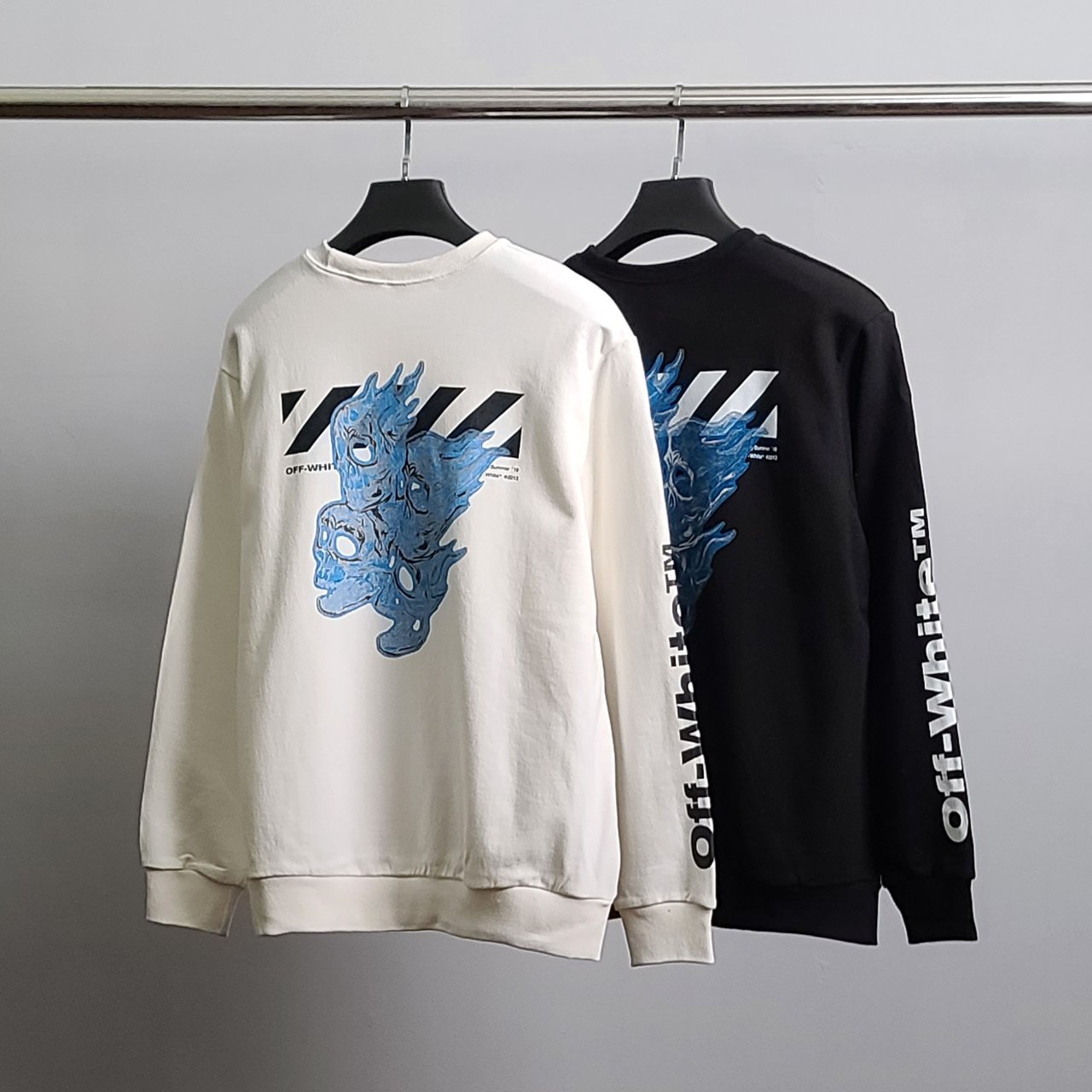 OFF-WHITE 오프화이트 디아그스컬 맨투맨