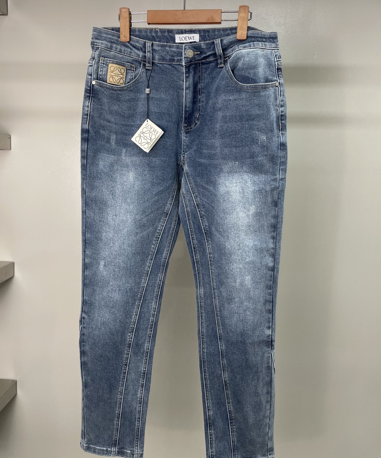 LOEWE 로에베 아나그램 워싱진