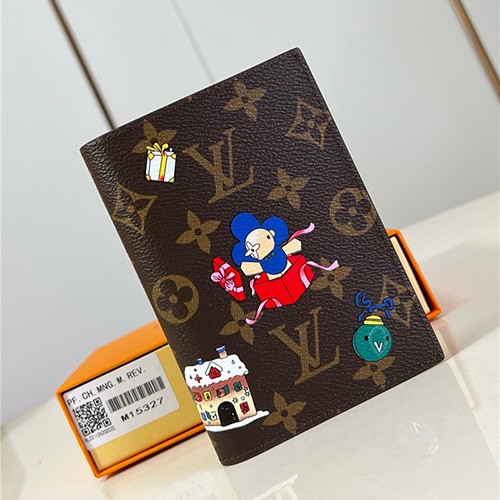 LOUIS VUITTON 루이비통 패스포트 커버 여권지갑 M15327