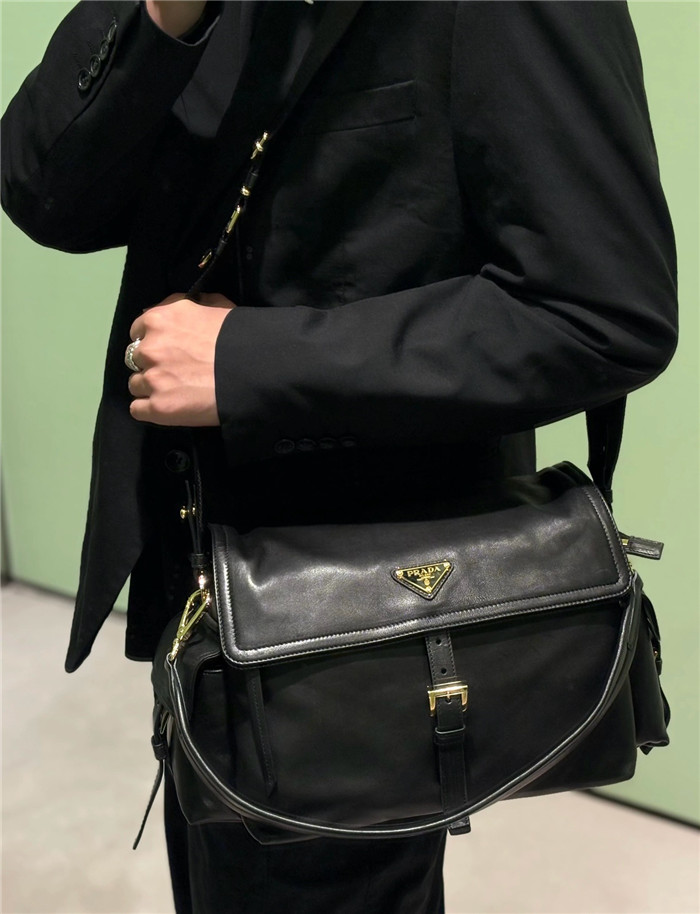 PRADA 프라다 라지 숄더백 1BD391