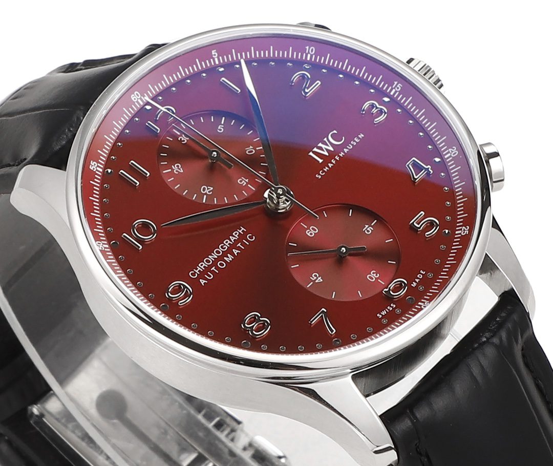IWC 아이더블유씨 포르투기저 크로노그래프 버건디 다이얼 레더 스트랩 40mm IW371616