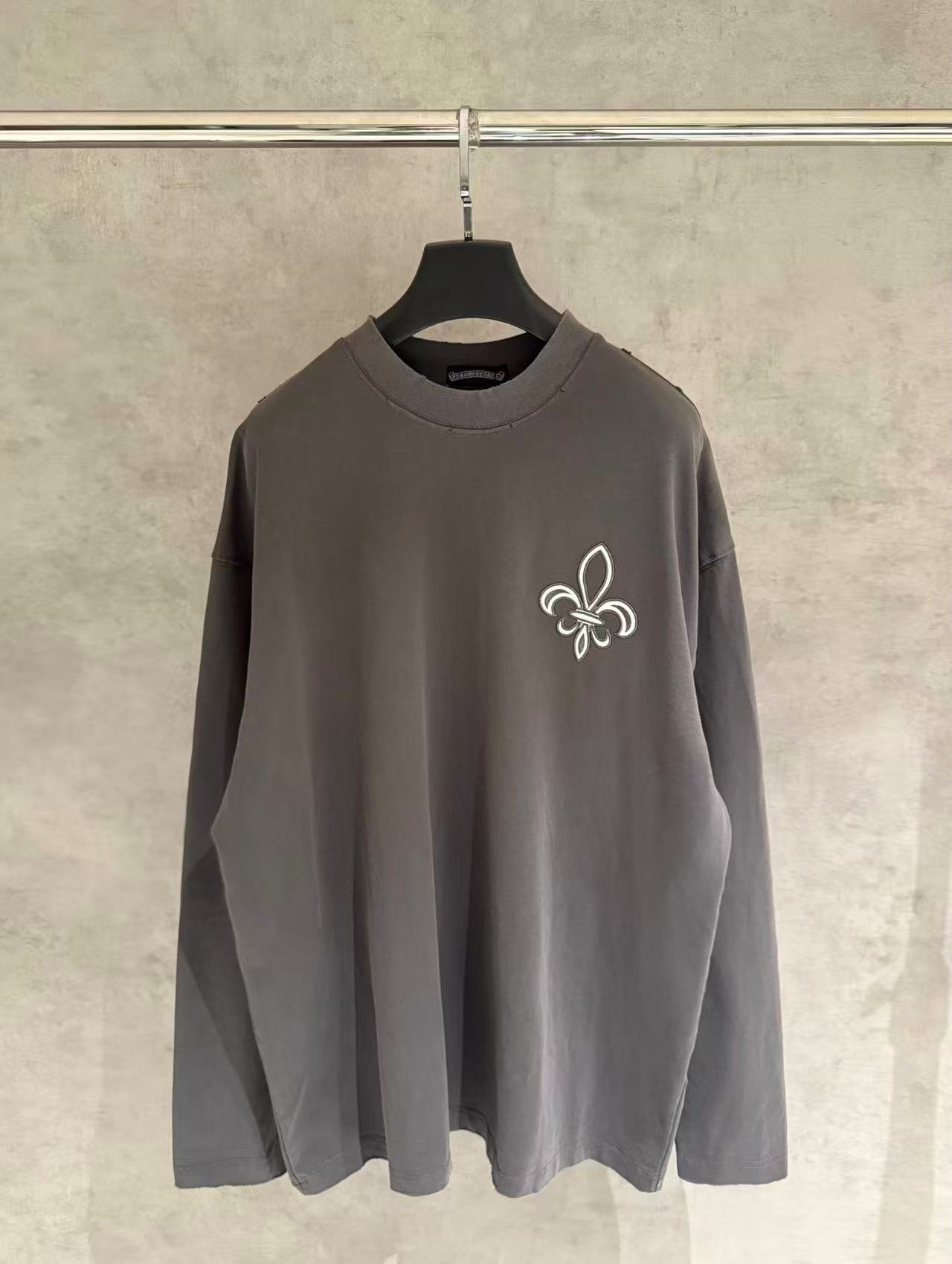 CHROME HEARTS 크롬하츠 플뢰르 오버 롱슬리브 티셔츠 2COLOR