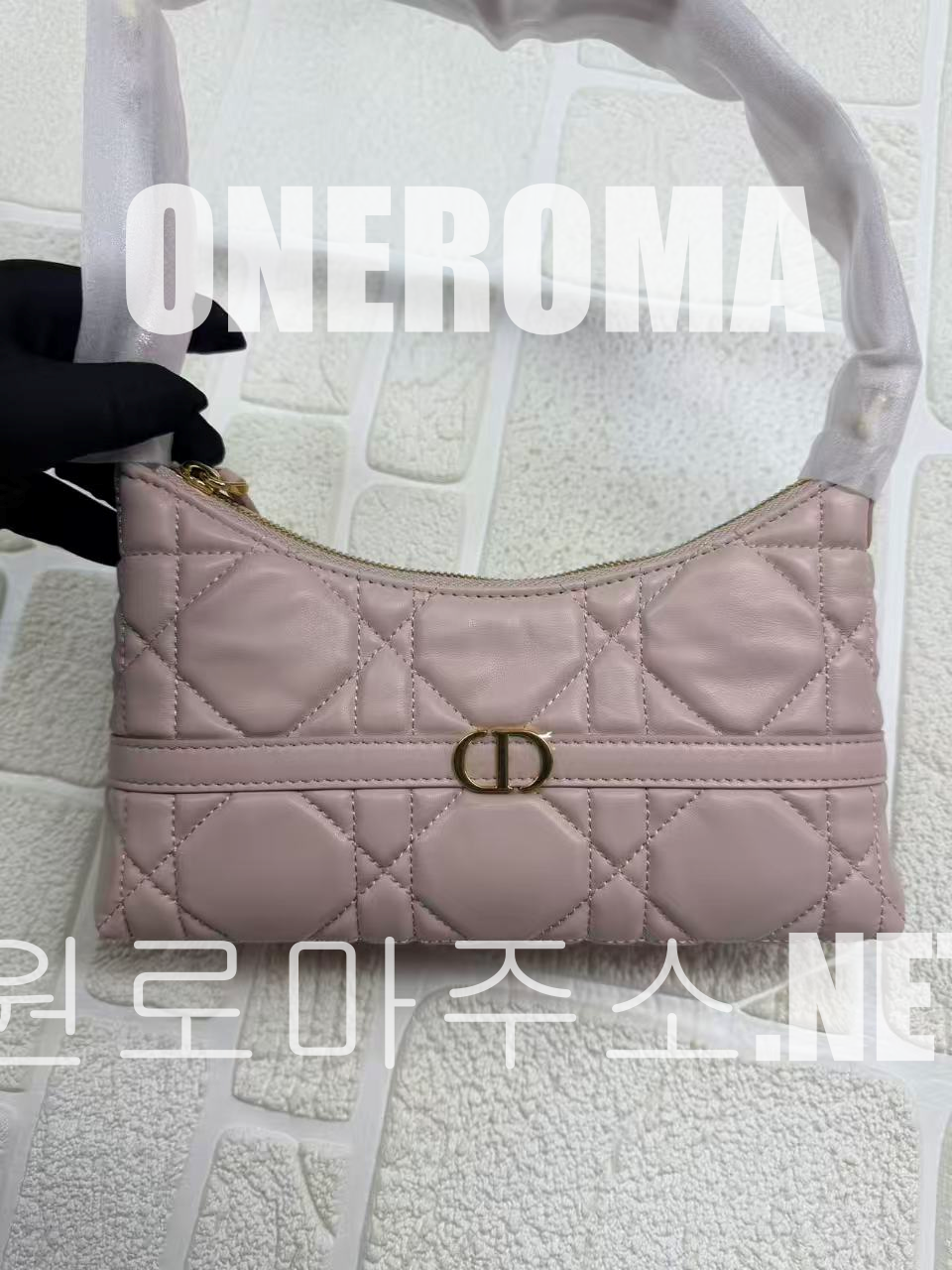 김*혜 고객님 디올 미스 카로 미니 호보 숄더백