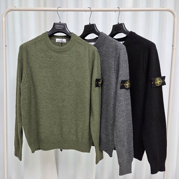 STONE ISLAND 스톤아일랜드 라운드니트