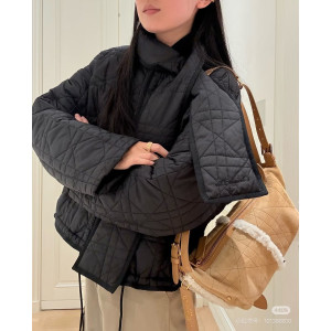 DIOR 디올 까나쥬 머플러 패딩
