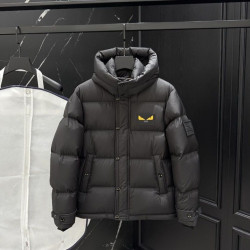 FENDI 펜디 25180 로고 패치 다운 패딩 2COLOR
