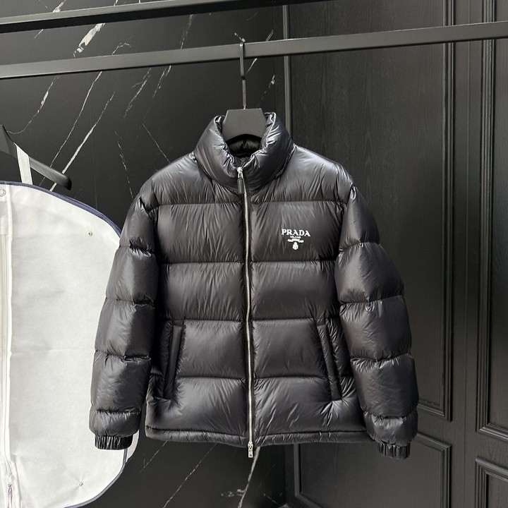 PRADA 프라다 25197 로고 다운 패딩